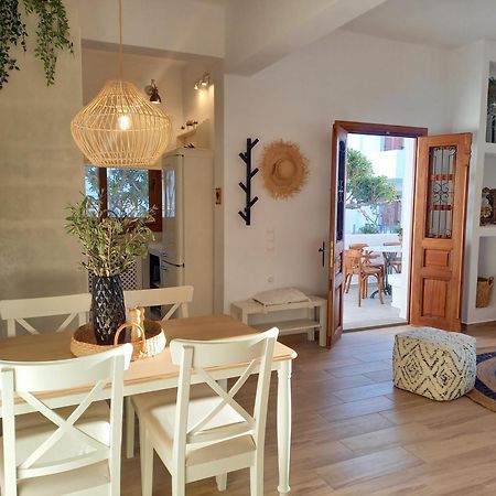 Patmos Little Suites Skála Esterno foto