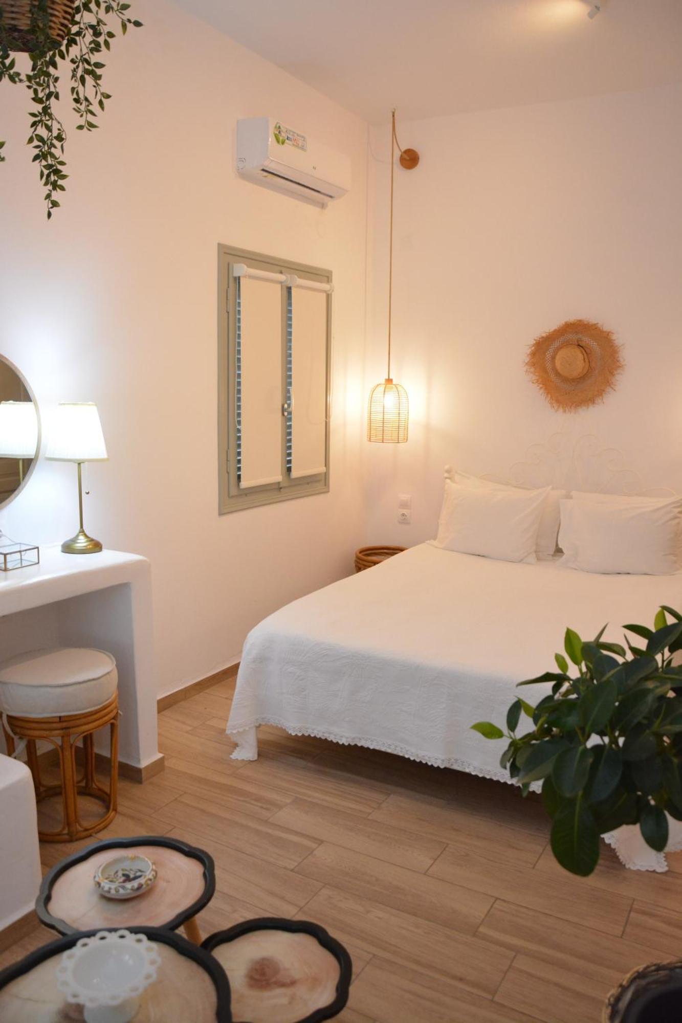 Patmos Little Suites Skála Esterno foto